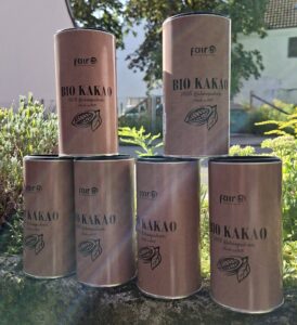 6 Bio Kakao Packungengestapelt